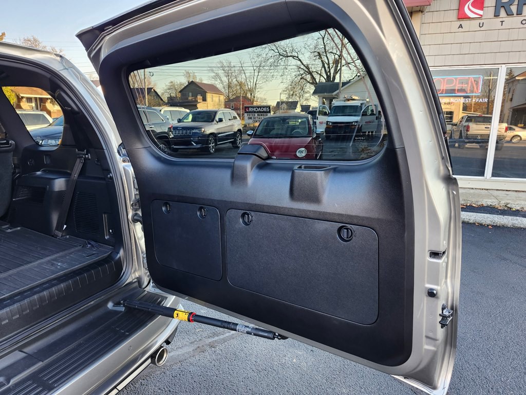 2023 Lexus GX Image 14