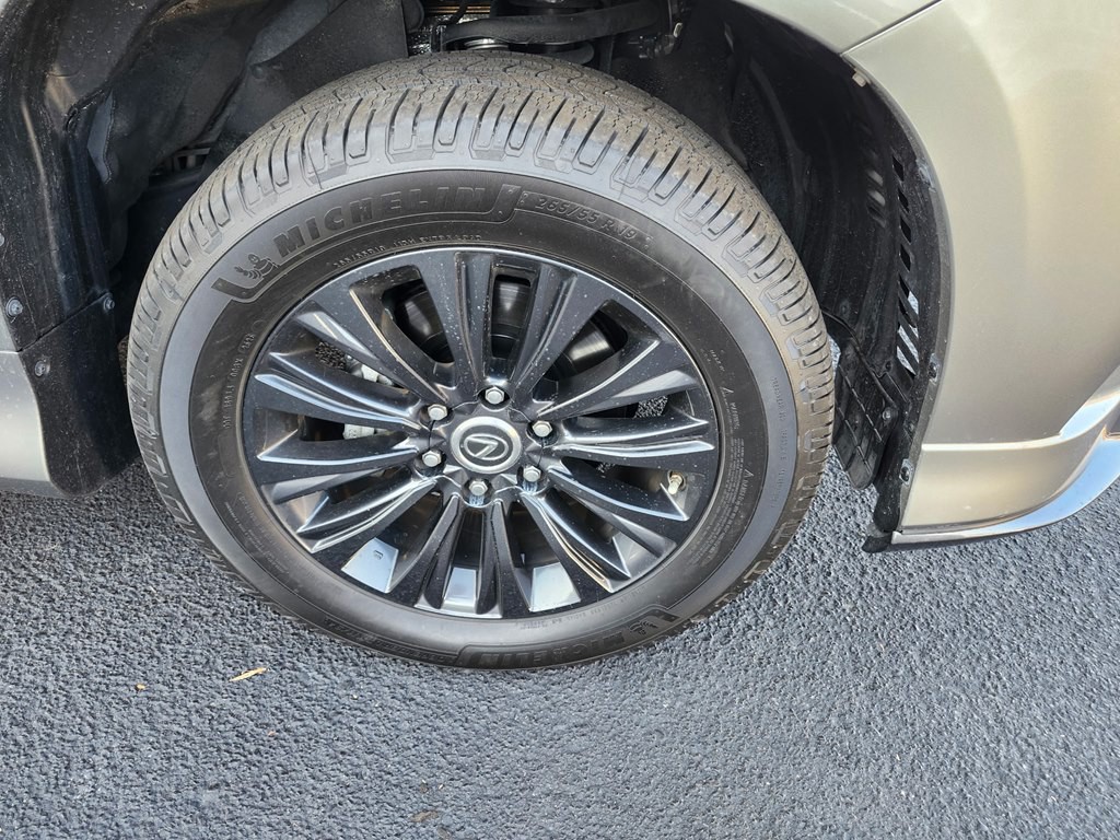 2023 Lexus GX Image 4