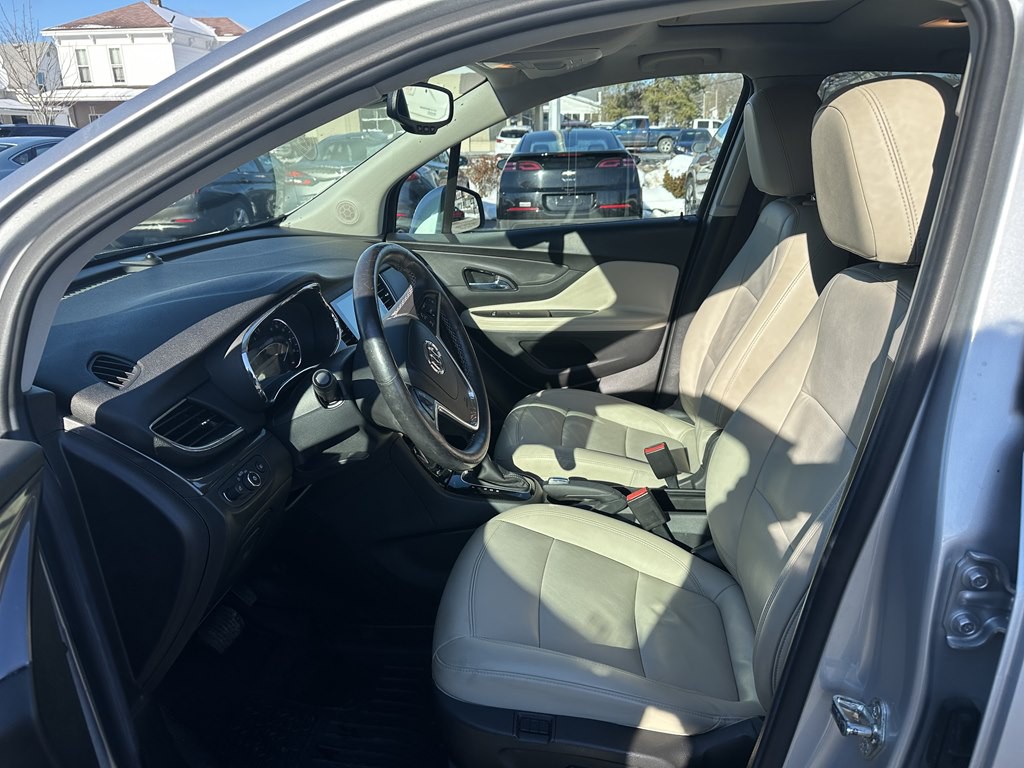 2017 Buick Enclave Image 15