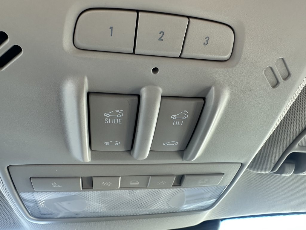 2017 Buick Enclave Image 22