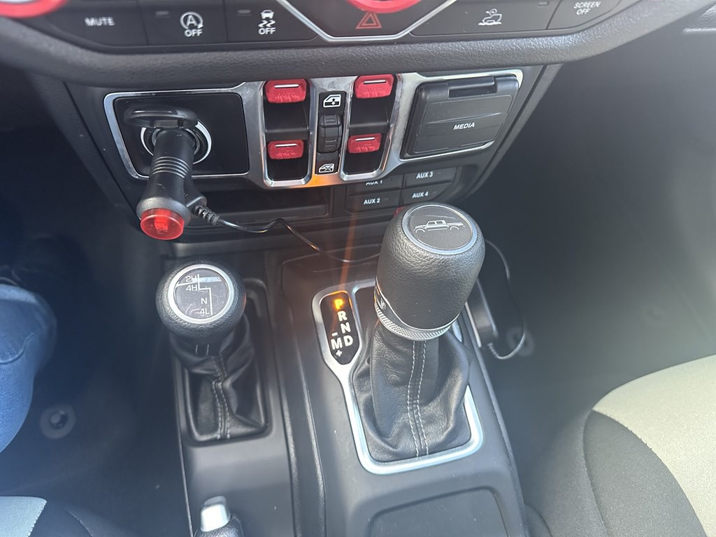 2025 Jeep Gladiator Image 24