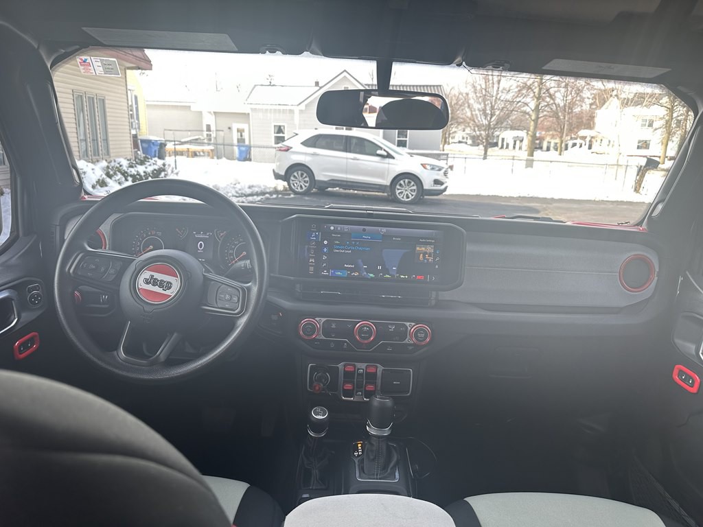 2025 Jeep Gladiator Image 30