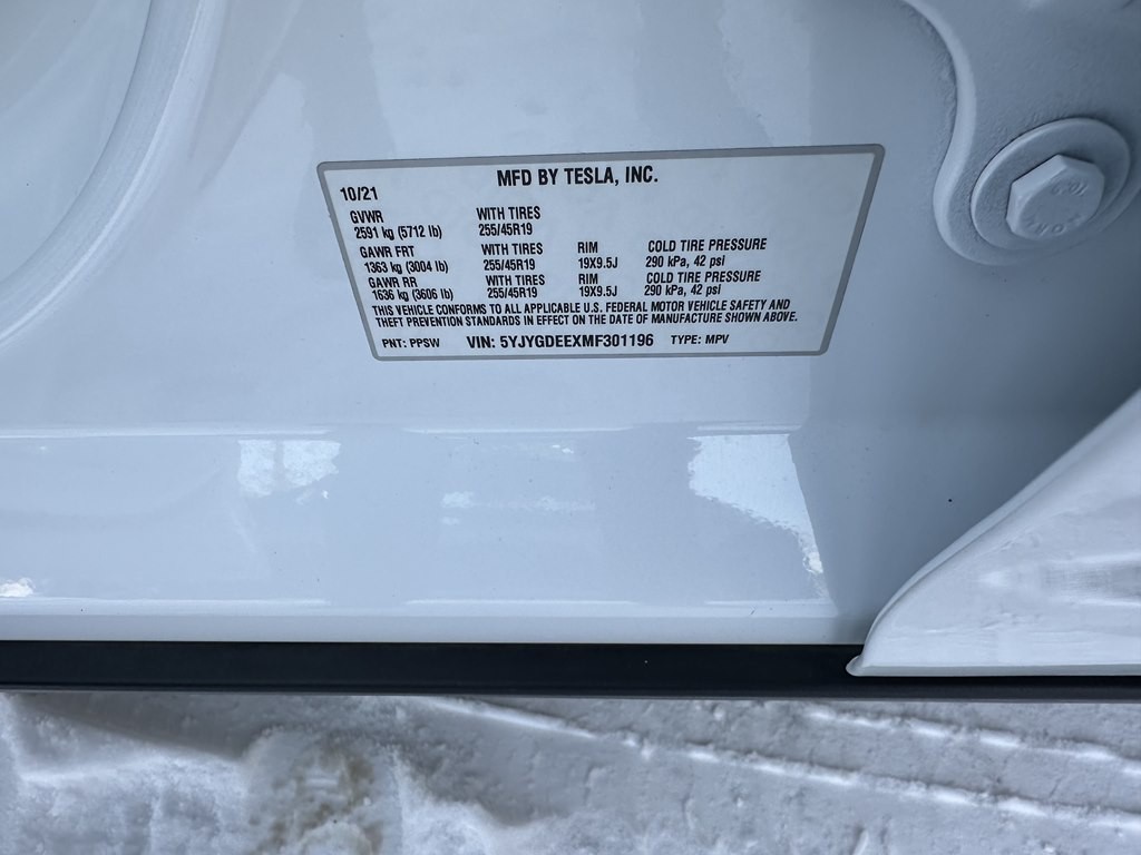 2021 Tesla Model Y Image 15