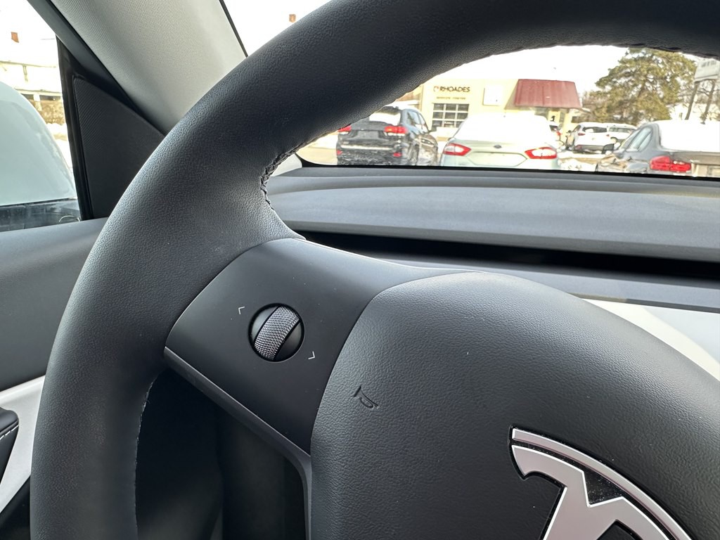 2021 Tesla Model Y Image 18