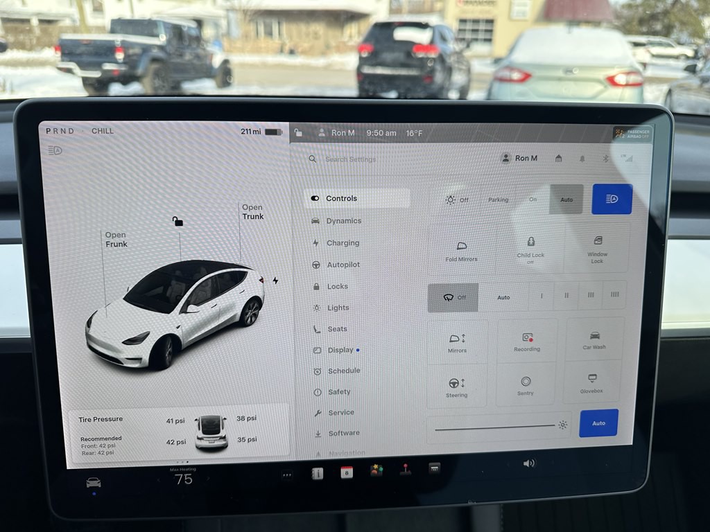 2021 Tesla Model Y Image 19