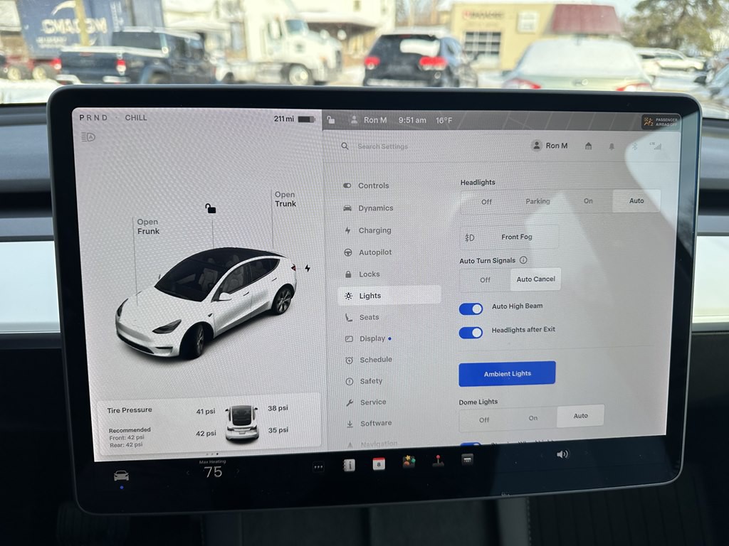 2021 Tesla Model Y Image 24