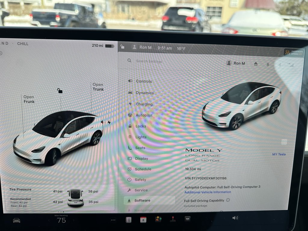 2021 Tesla Model Y Image 30