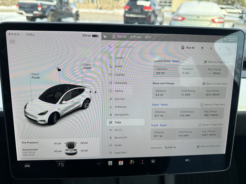 2021 Tesla Model Y Image 32