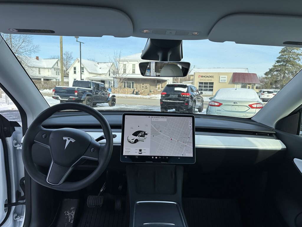 2021 Tesla Model Y Image 42