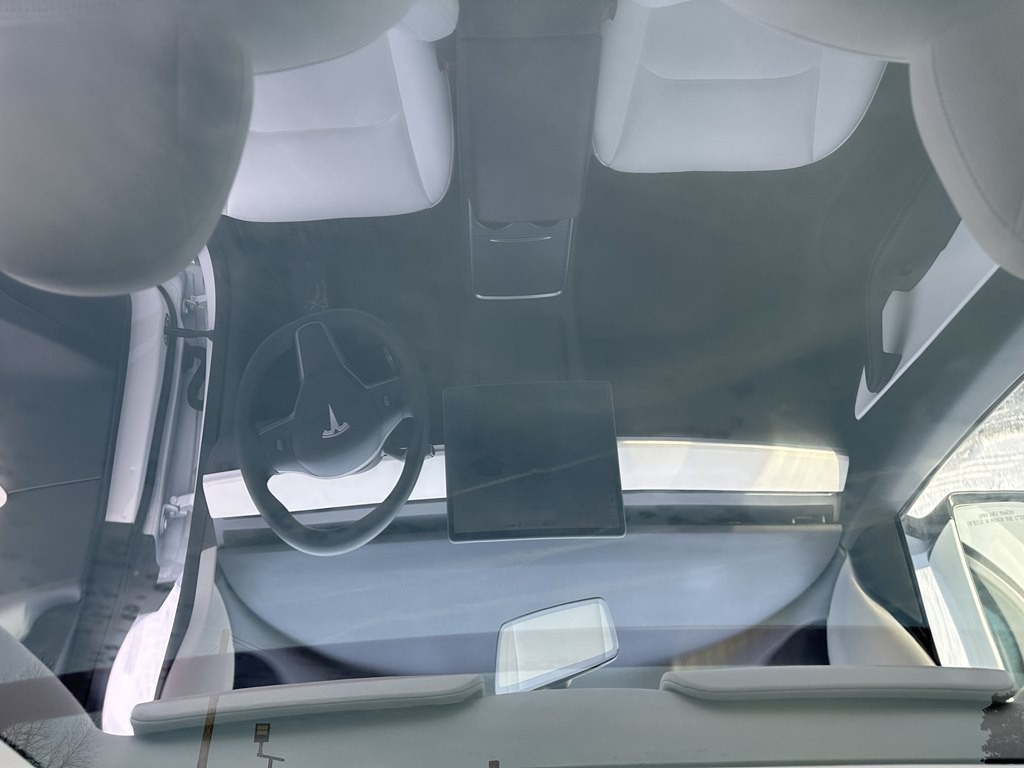 2021 Tesla Model Y Image 43