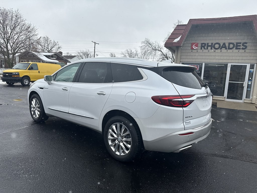 2018 Buick Enclave Image 3