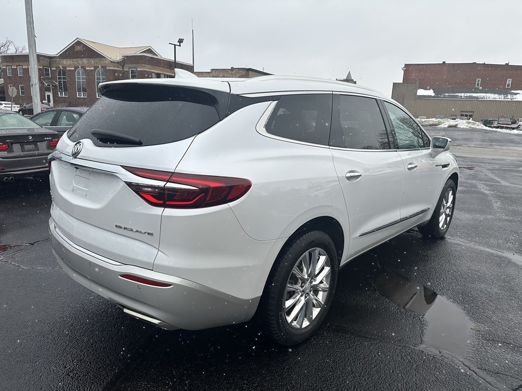 2018 Buick Enclave Image 5