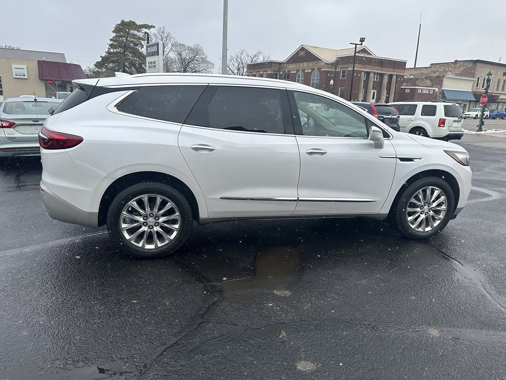 2018 Buick Enclave Image 6