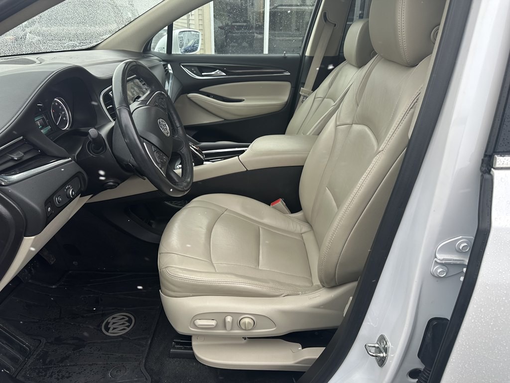 2018 Buick Enclave Image 16