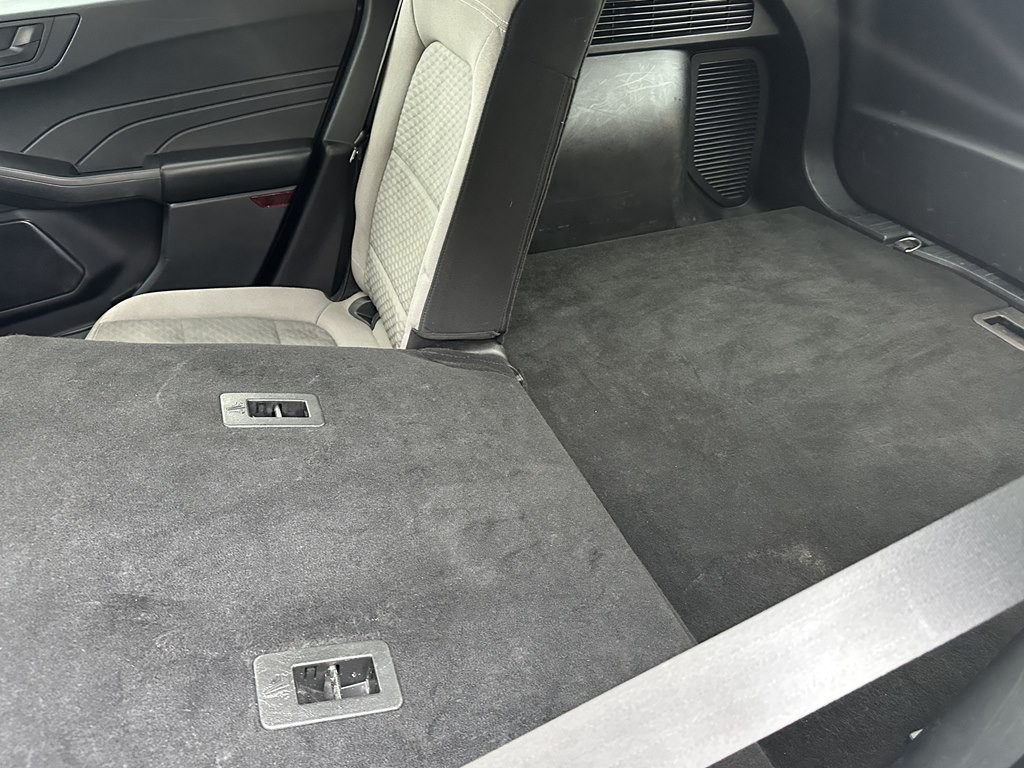 2022 Ford Escape Image 31