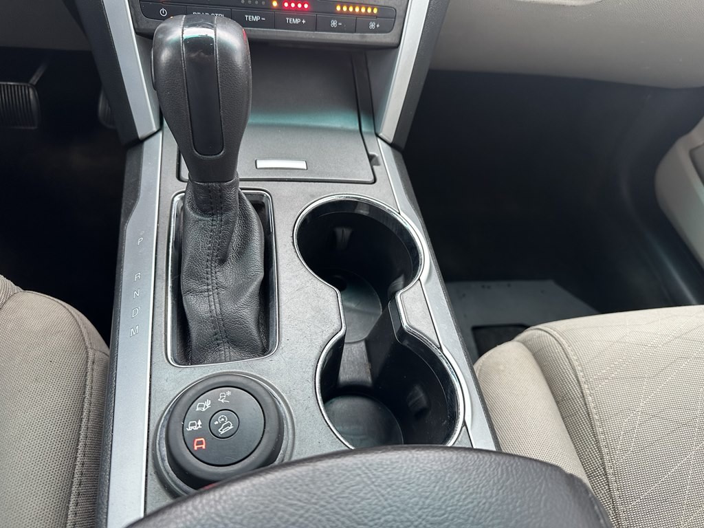 2015 Ford Explorer Image 24