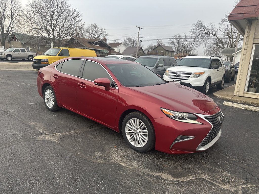 2018 Lexus ES Image 7