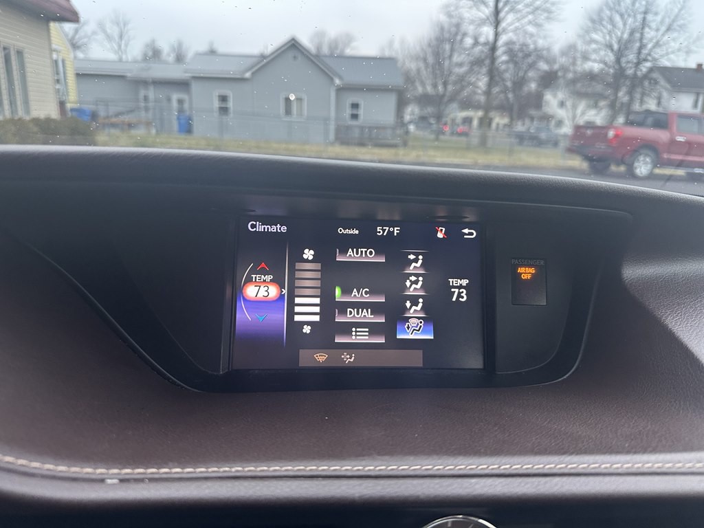 2018 Lexus ES Image 27