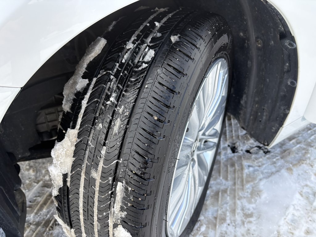 2013 Lexus ES Image 7