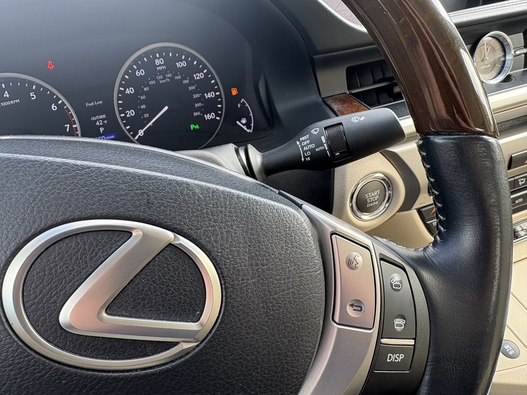 2013 Lexus ES Image 12