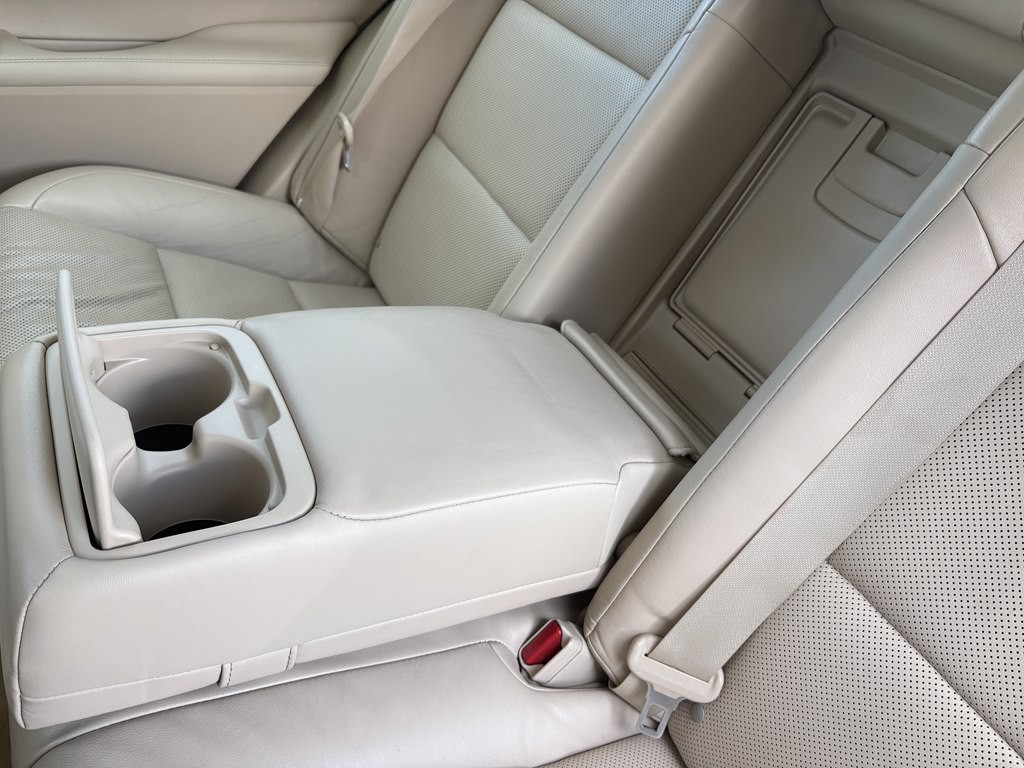 2013 Lexus ES Image 33