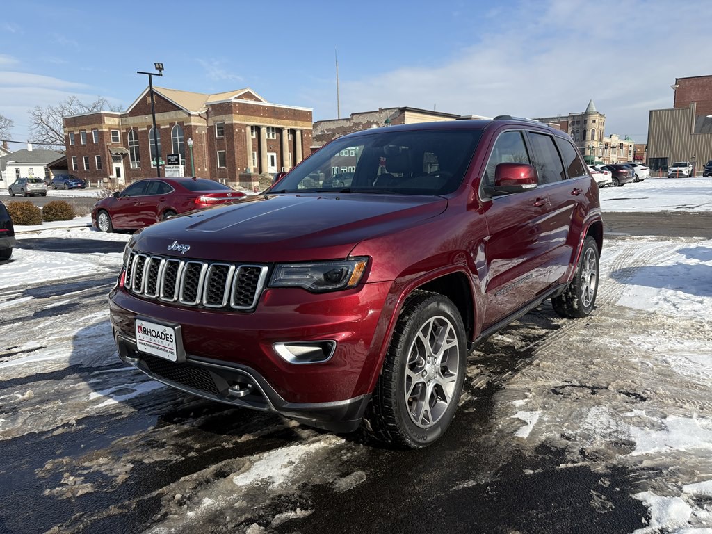 2018 Jeep Grand Cherokee Image 1