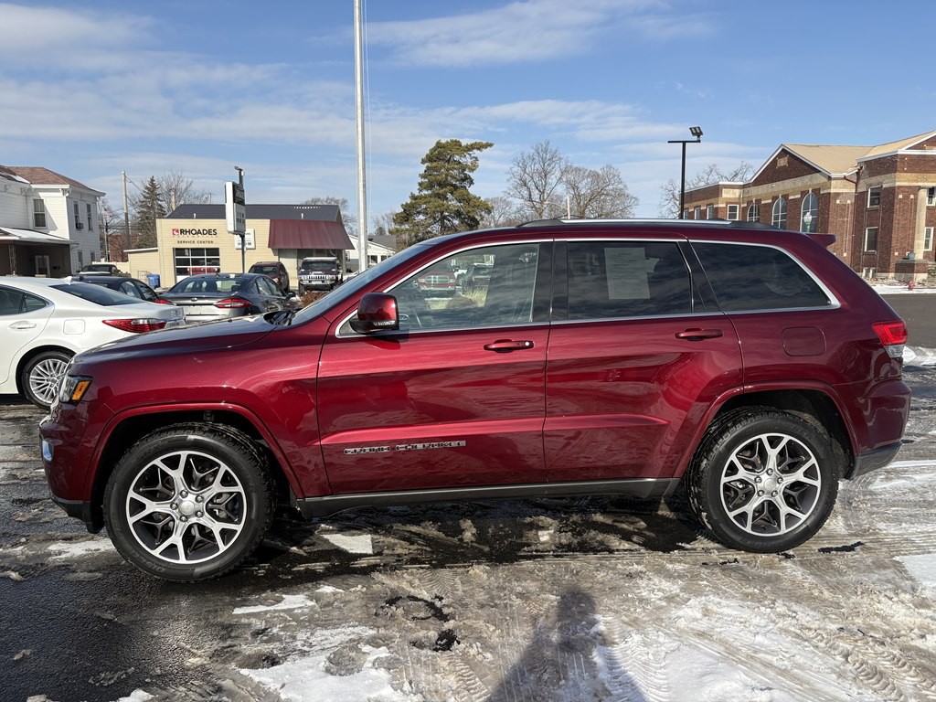 2018 Jeep Grand Cherokee Image 2