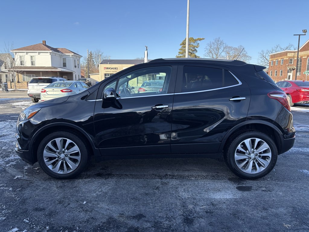 2017 Buick Enclave Image 2