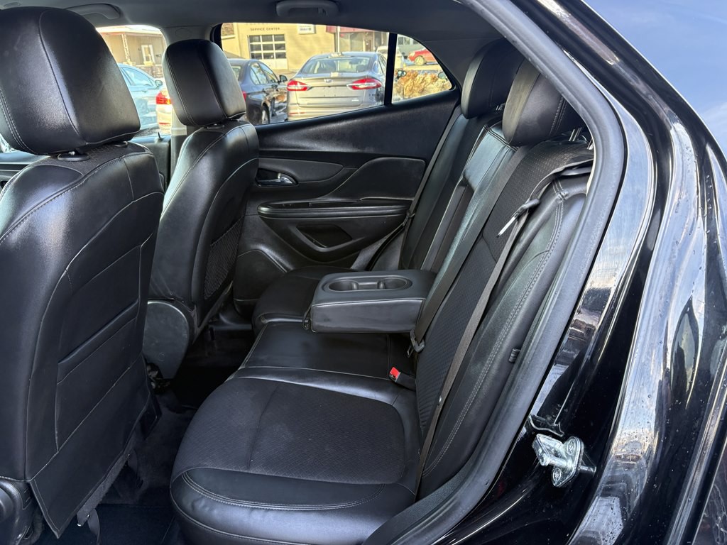 2017 Buick Enclave Image 32