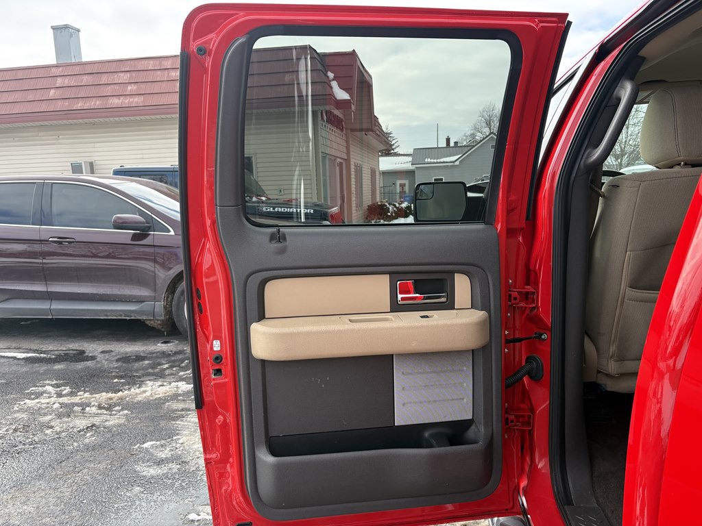 2014 Ford F-150 Image 24