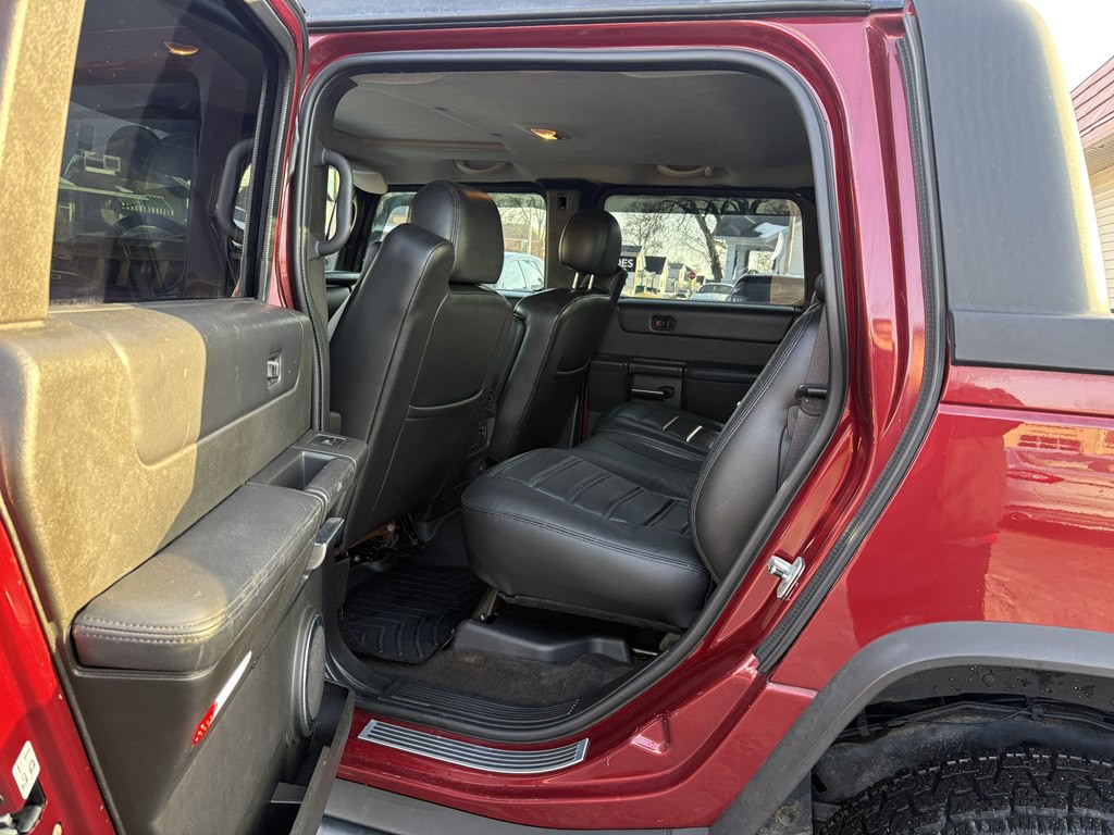 2005 HUMMER H2 Image 30