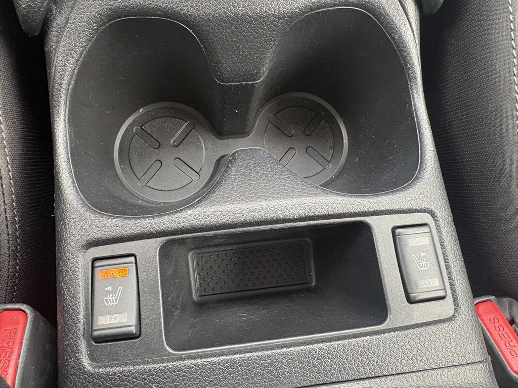 2017 Nissan Rogue Image 25