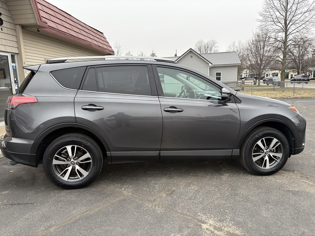 2018 Toyota Rav4 Image 6