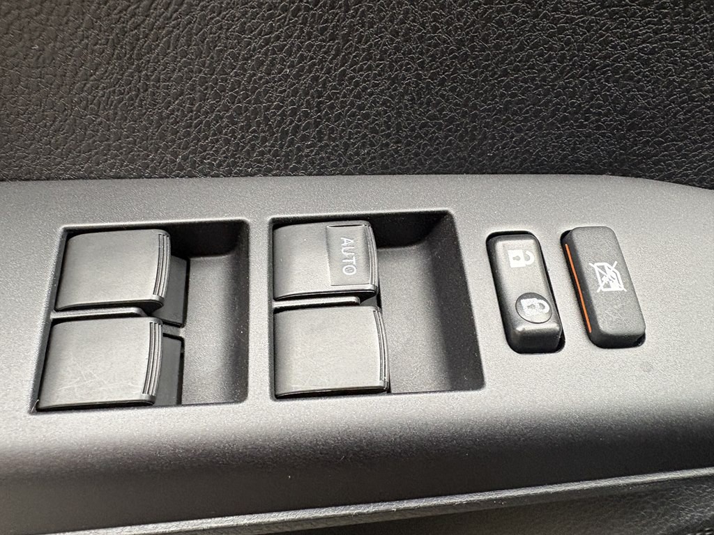 2018 Toyota Rav4 Image 13