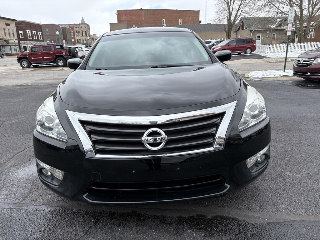 2015 Nissan Altima Image 8