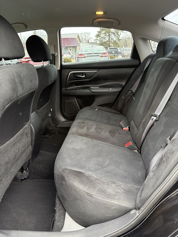 2015 Nissan Altima Image 22