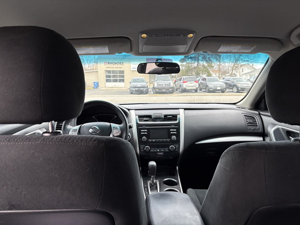 2015 Nissan Altima Image 24