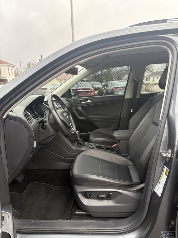 2018 Volkswagen Tiguan Image 16
