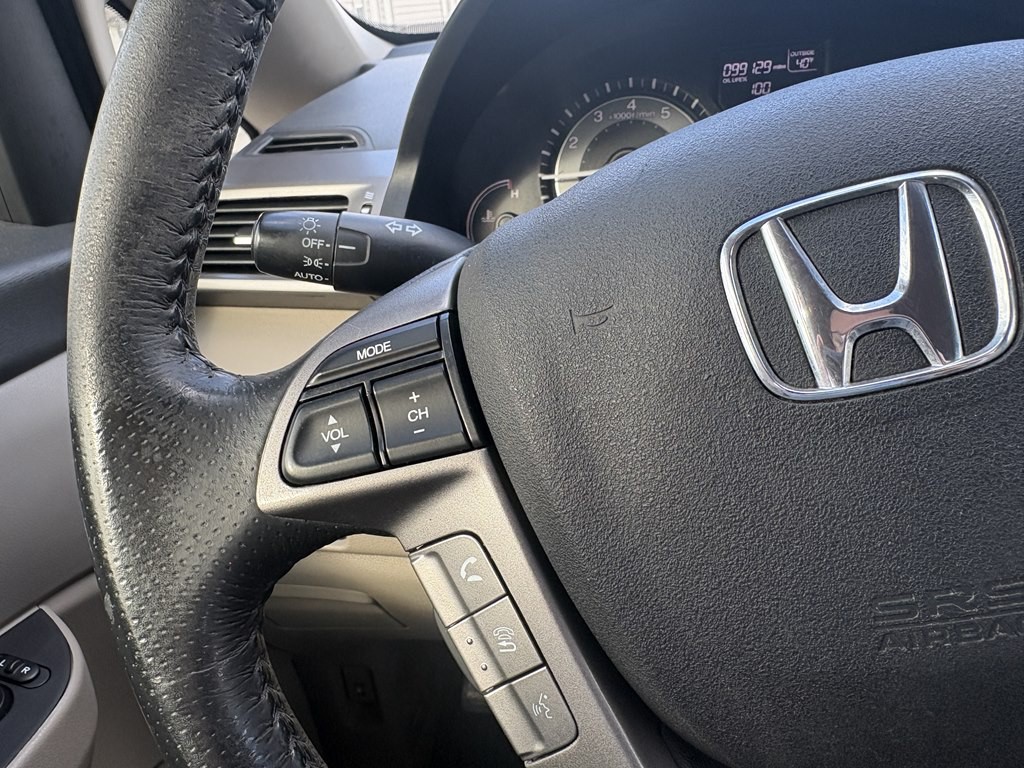 2016 Honda Odyssey Image 18