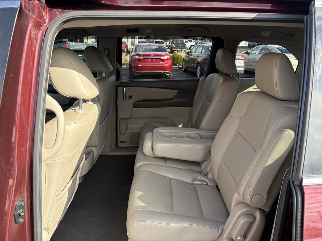 2016 Honda Odyssey Image 32
