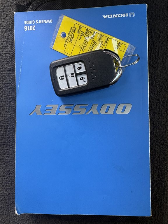 2016 Honda Odyssey Image 35