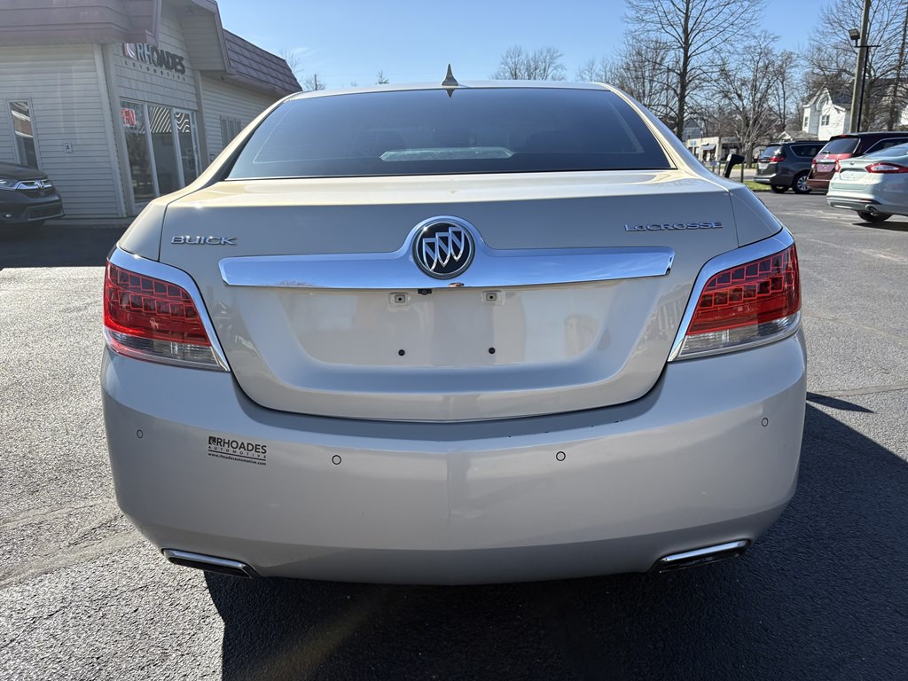 2012 Buick Lacrosse Image 4
