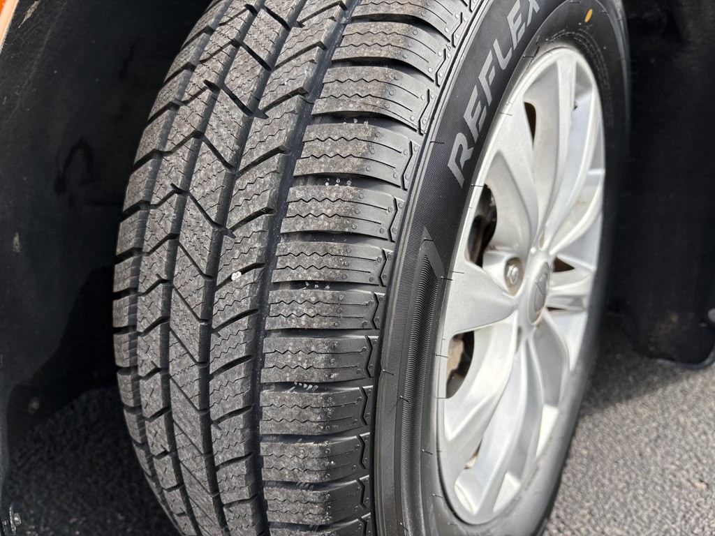 2017 Chrysler Pacifica Image 12