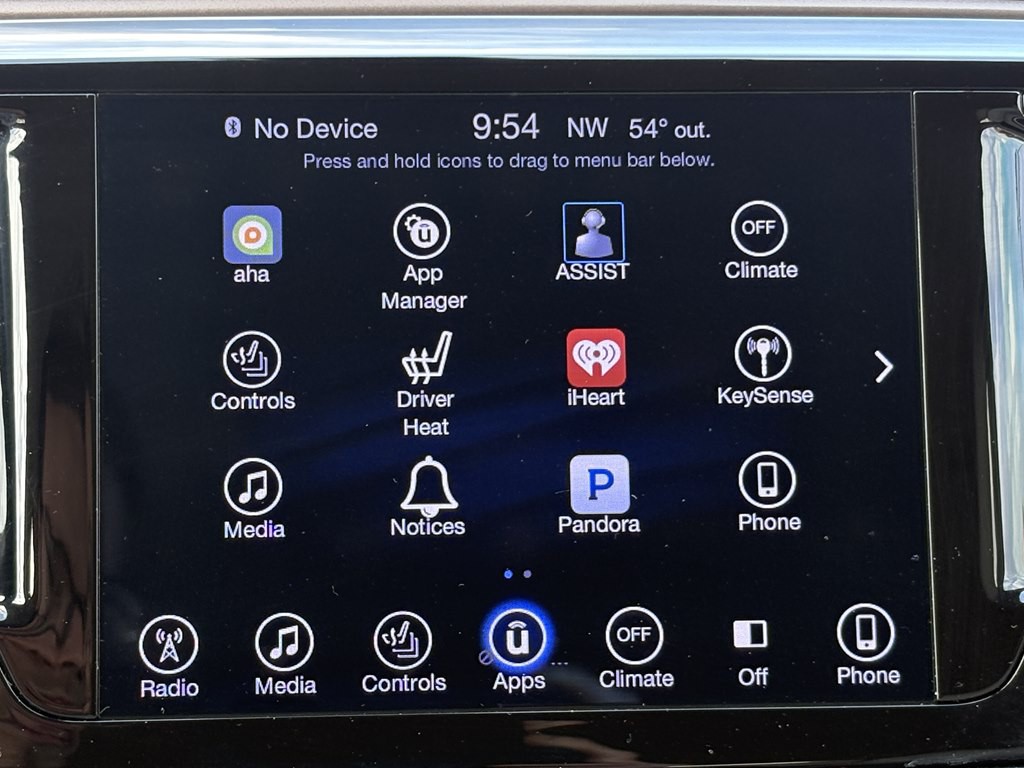 2017 Chrysler Pacifica Image 25