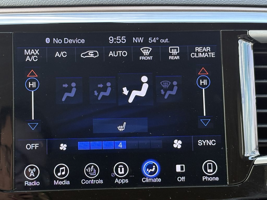 2017 Chrysler Pacifica Image 27