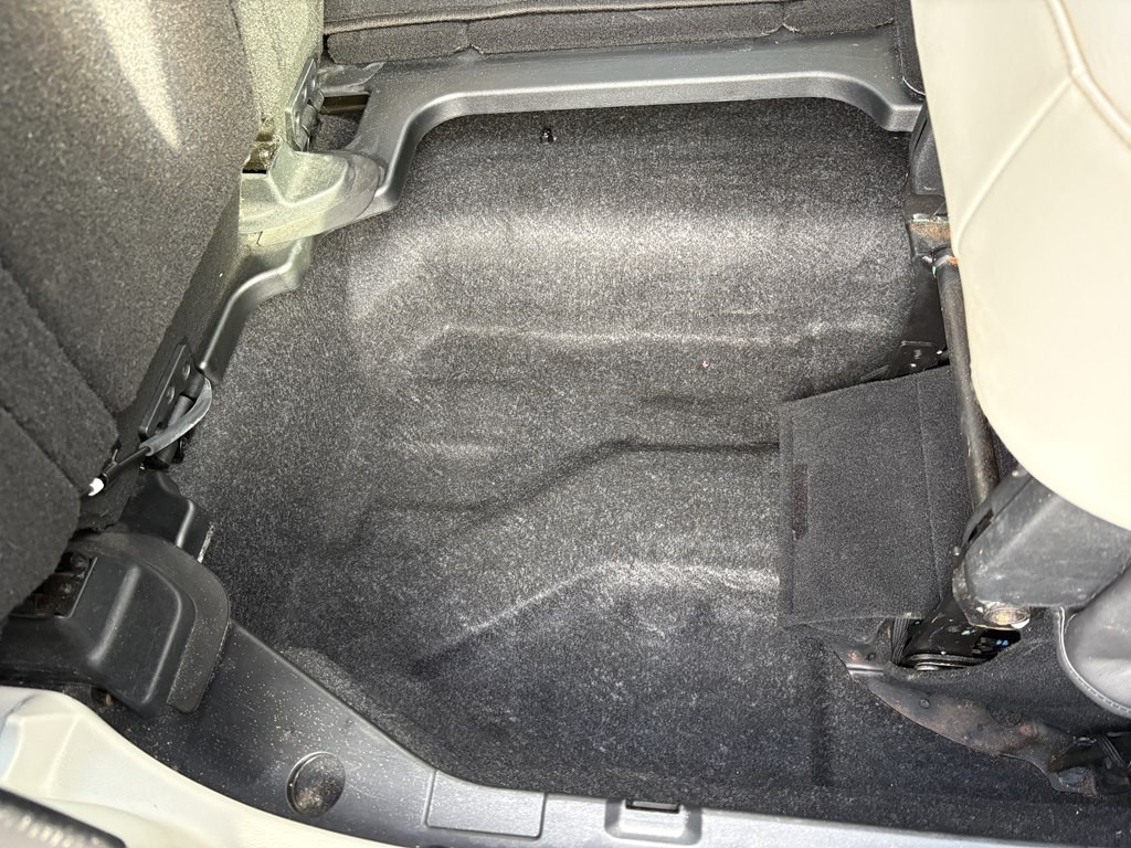 2017 Chrysler Pacifica Image 32