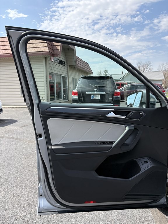 2019 Volkswagen Tiguan Image 12