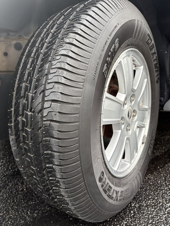 2011 Mercury Mariner Image 11