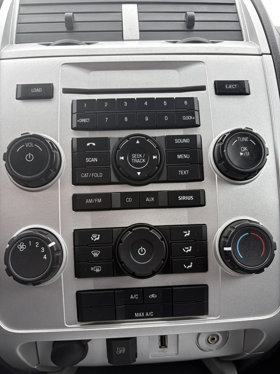 2011 Mercury Mariner Image 20
