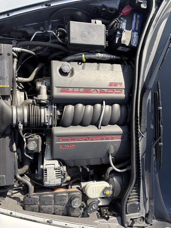 2005 Chevrolet Corvette Image 9